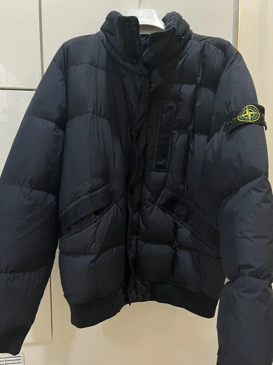 Stone Island Crinkle Labs Padding (like new)