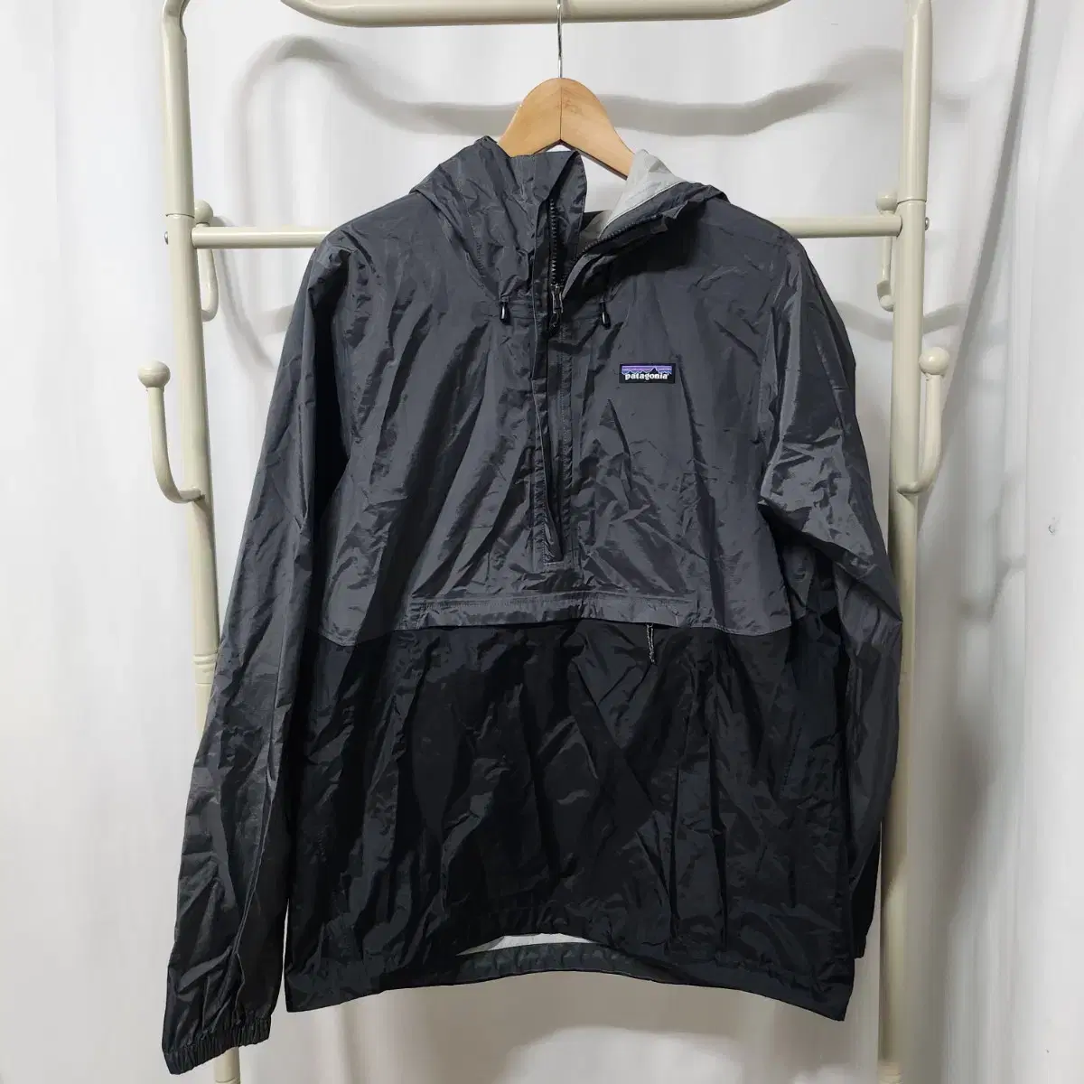 D20 [M] Patagonia Torrenshell Anorak Windbreaker