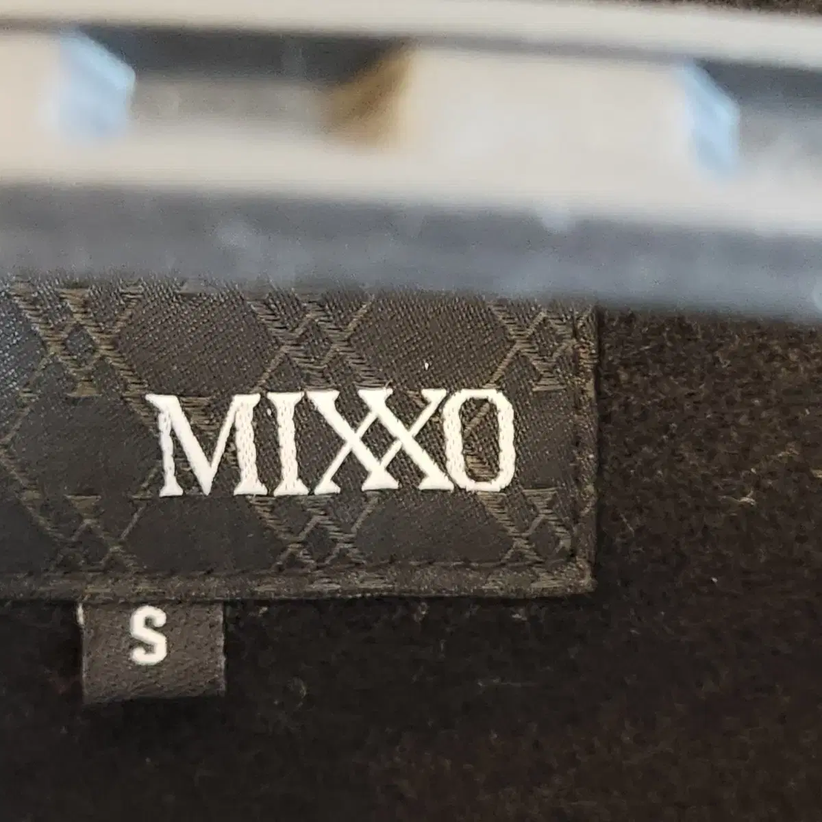 MIXXO 라운드체크겨울코트