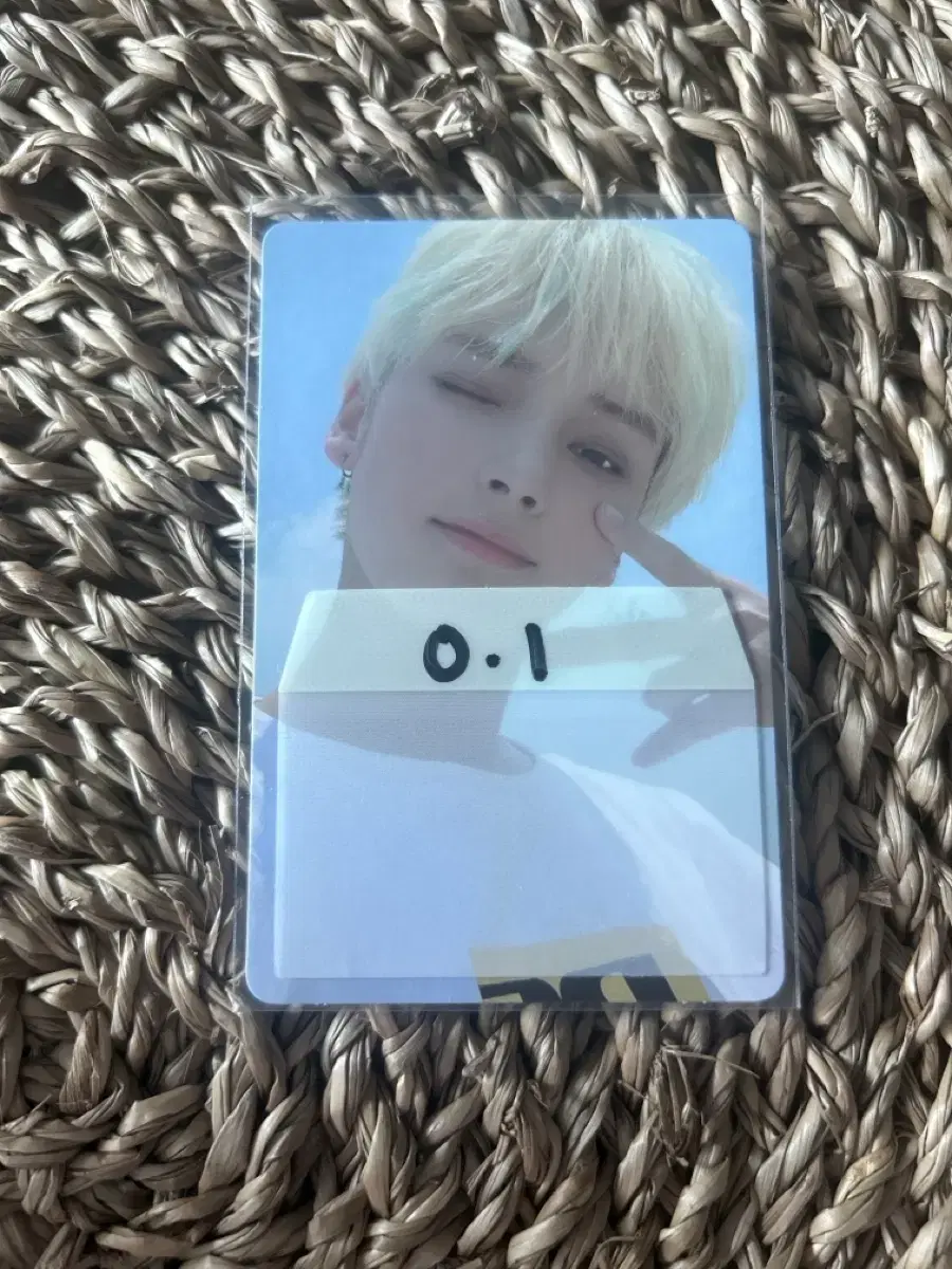 txt hueningkai photocard