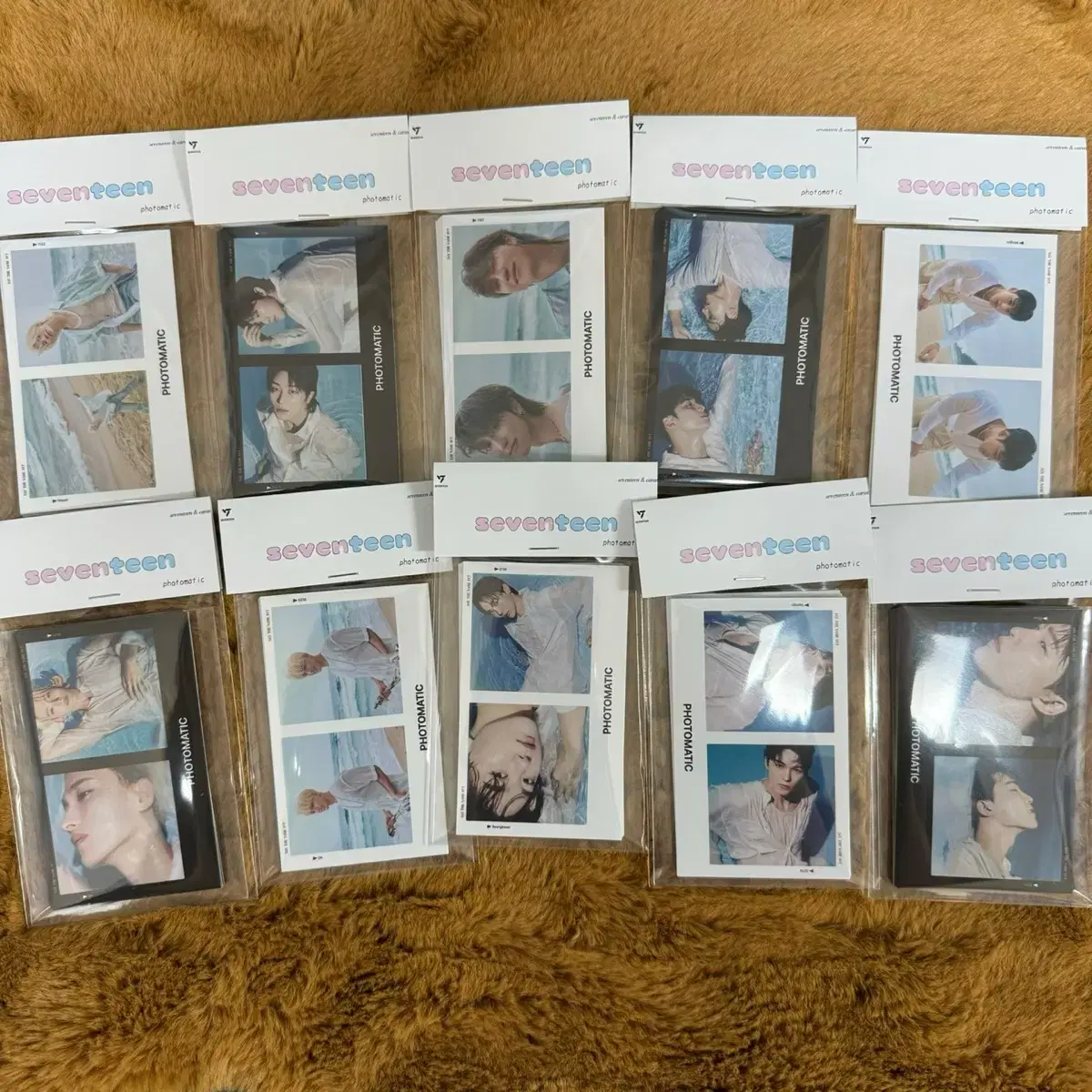 (3 + 1set)SEVENTEEN unofficial goods sells 64 kinds of double-sided photomatic