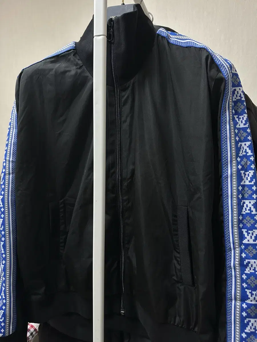 Louis Vuitton Fair Isle Monogram Jacket L(100-103)