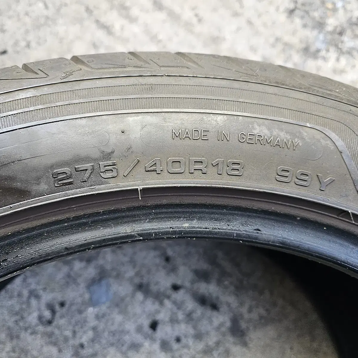 245/45R18,  275/40R18  BMW 벤츠  런플랫타이어 4본