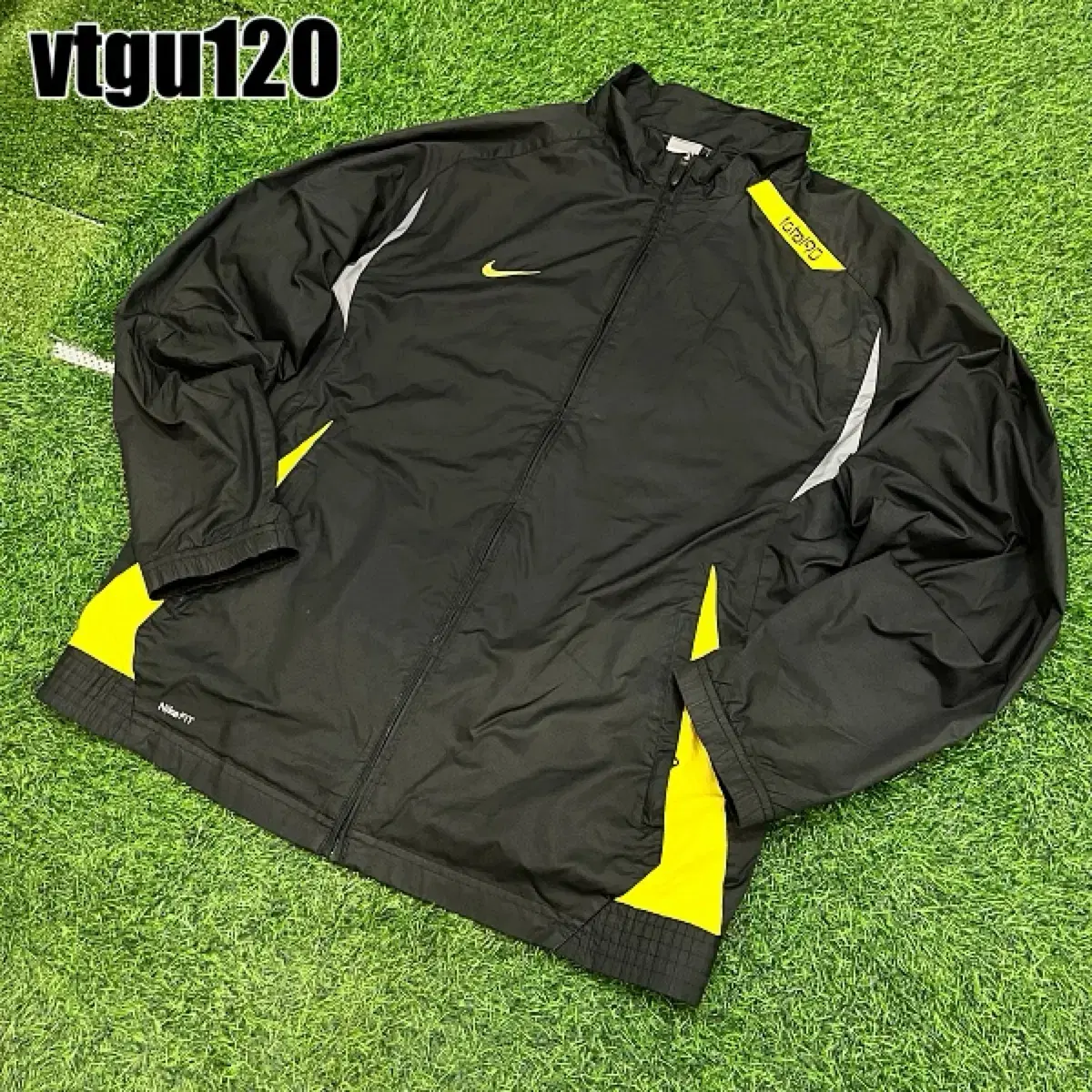 Nike Training Zip-up Jacket 105