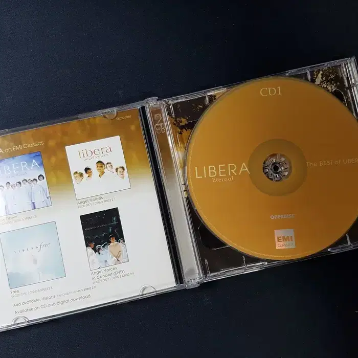 Eternal: The Best Of Libera 씨디