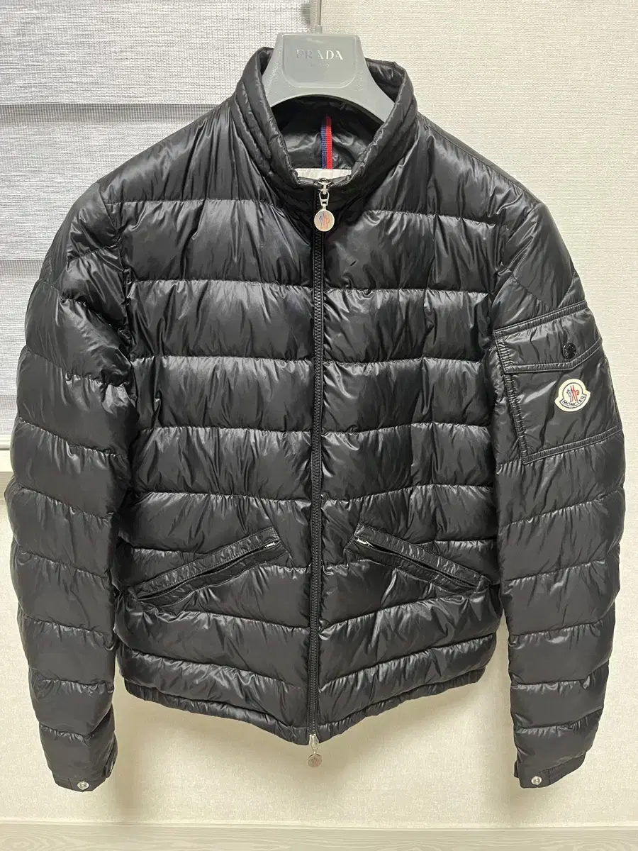 Moncler Lightweight Padded Agay 4