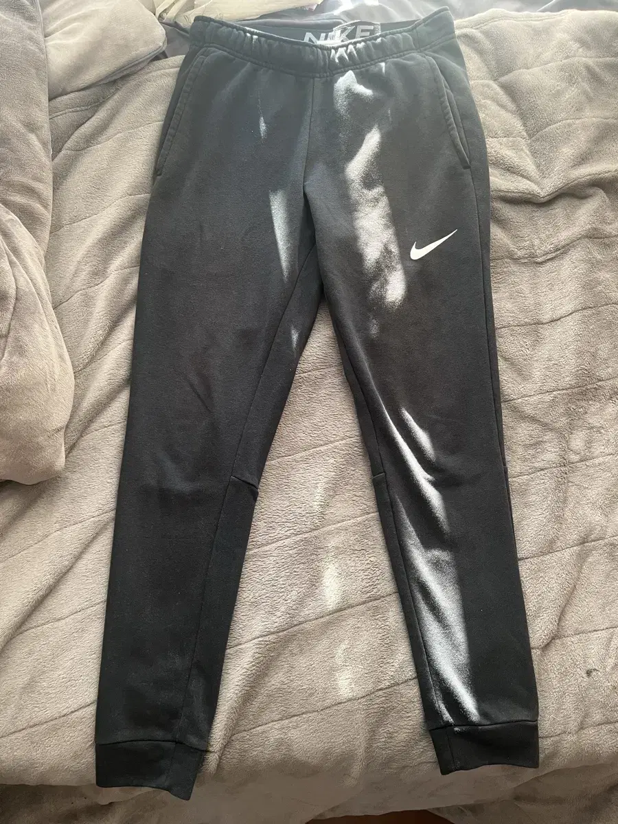 Nike Swoosh Jogger Pants M