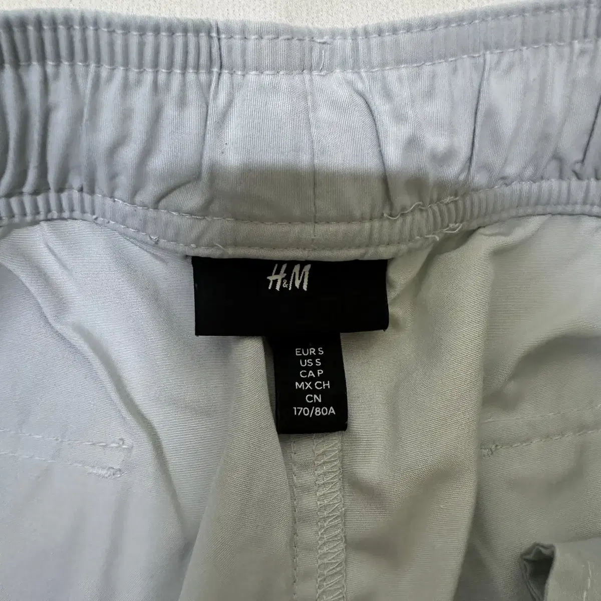 [S] 에이치엔엠 H&M  포켓 반바지 만원샵