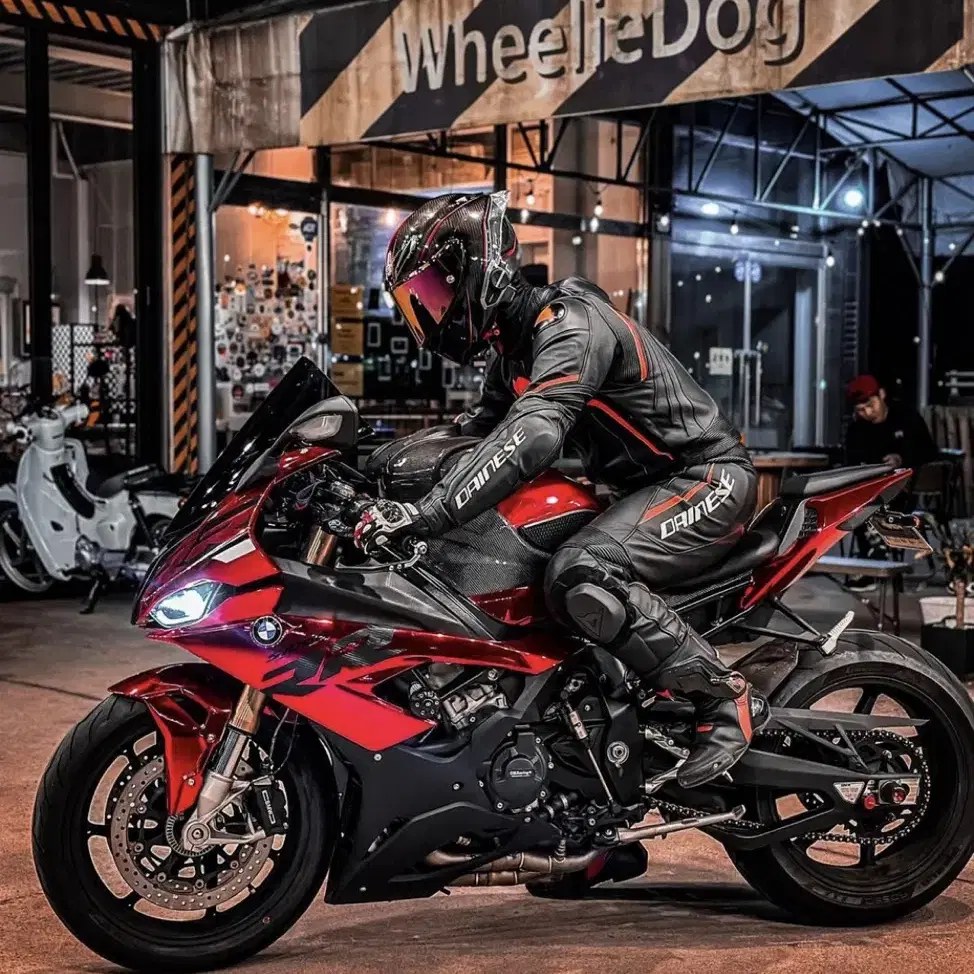 S1000rr 레드크롬 팝니다.