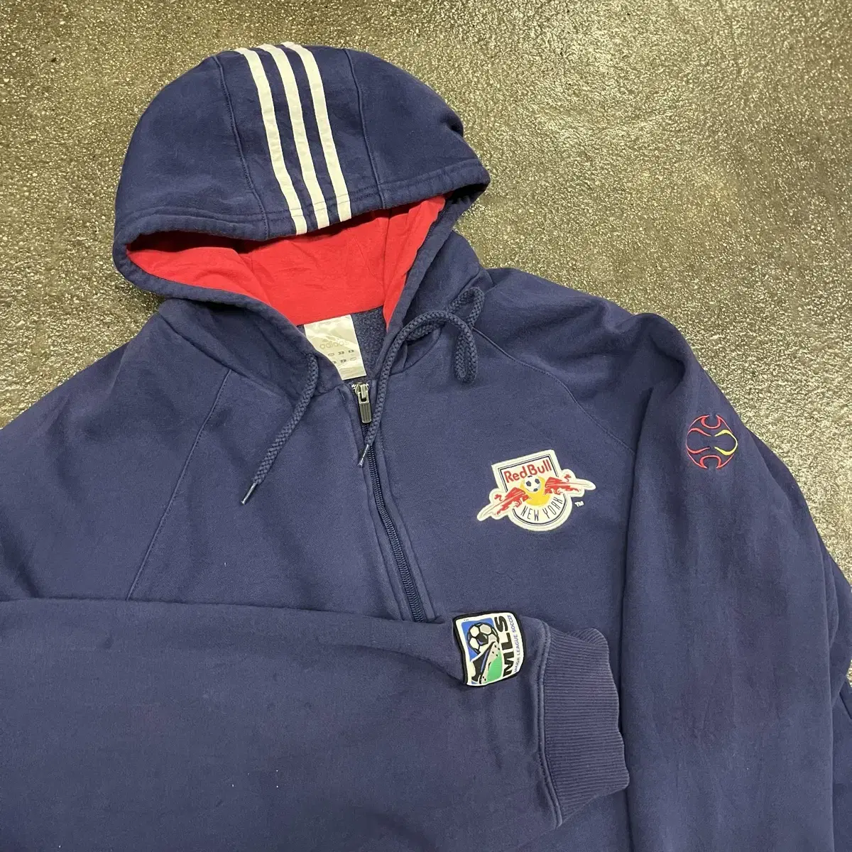 00s Adidas redbull 후드 집업 (105-110)