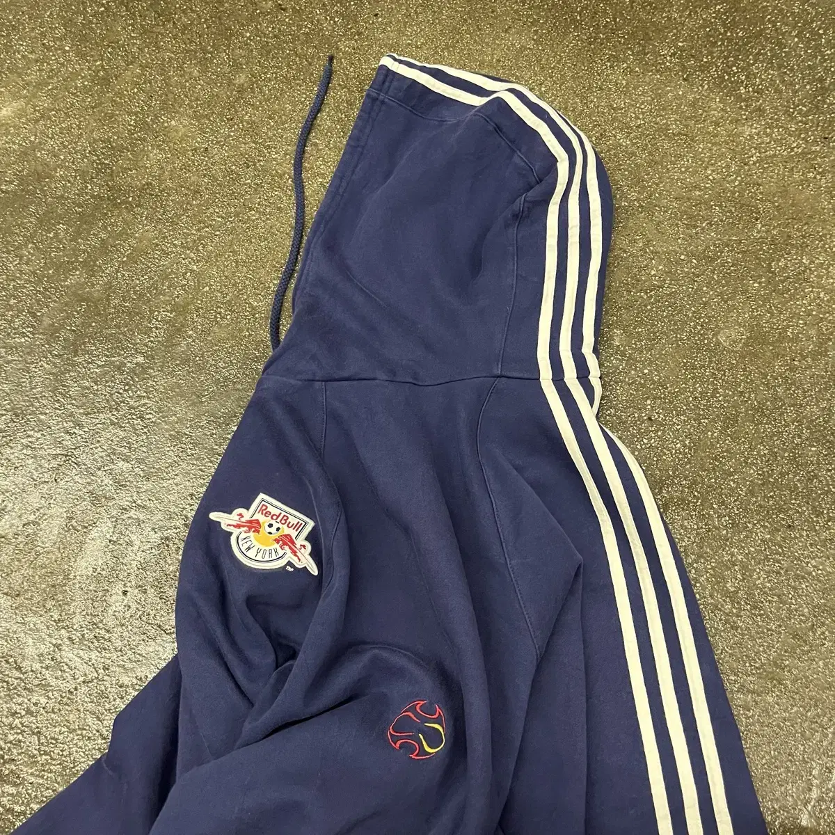 00s Adidas redbull 후드 집업 (105-110)