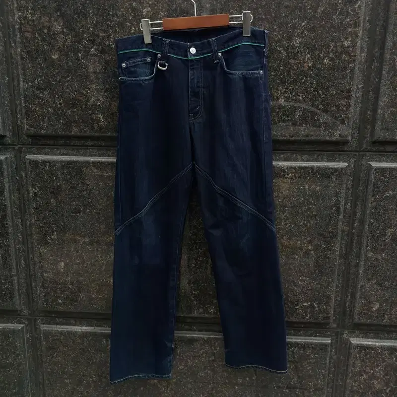 LEVIS Levi's Ilpan Vintage Jeans Pants