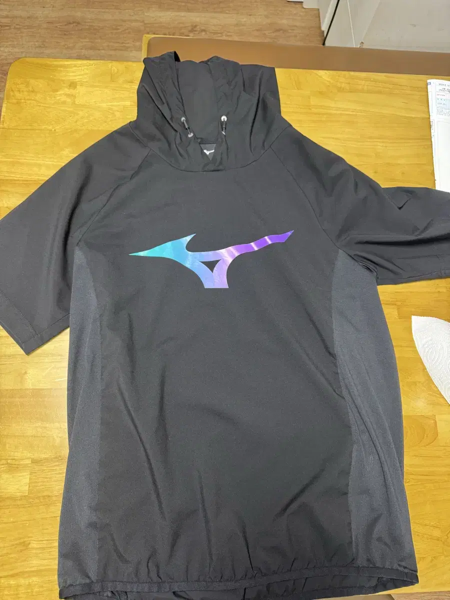 Mizuno Short Sleeve Hoodie