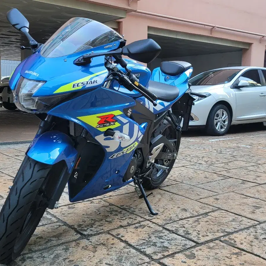 스즈끼 GSX R125 판매합니다