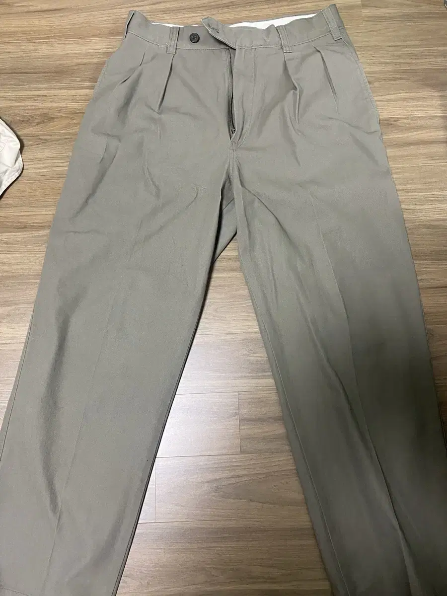 Uniqlo U Wide Chinos