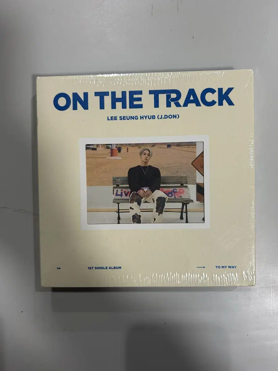 Lee Seung-hyeop Single 1집 ON THE TRACK