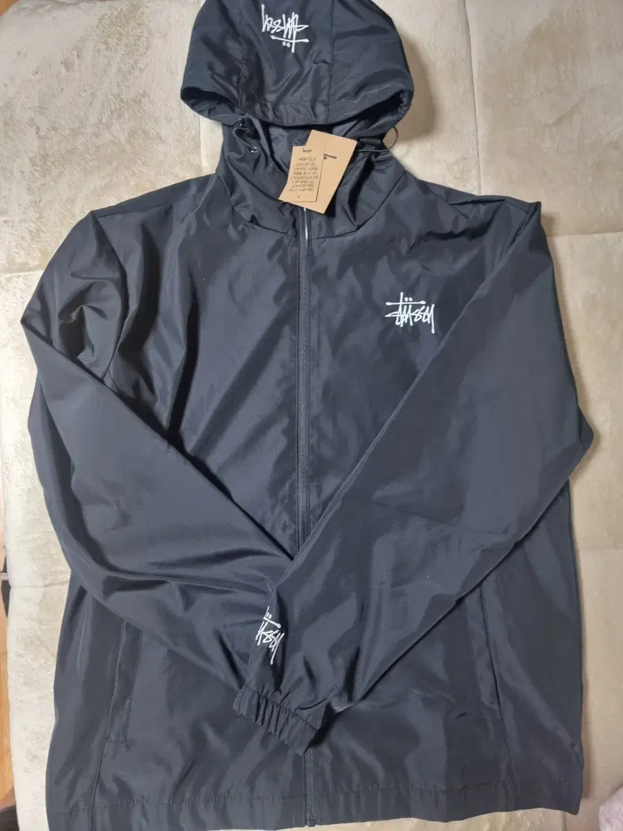 Stussy Windshield (New) Quick sale