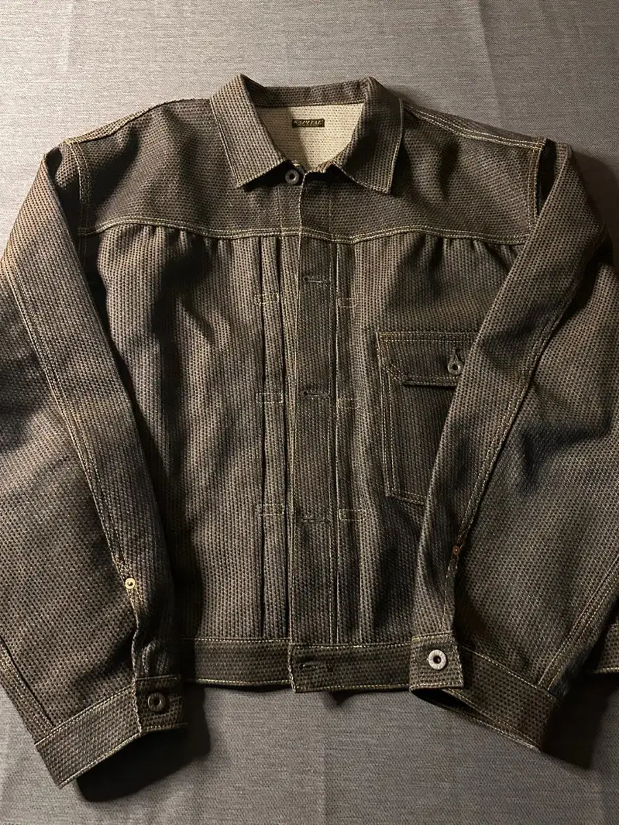 [6] Capital Century No. 5 Brown Jacket