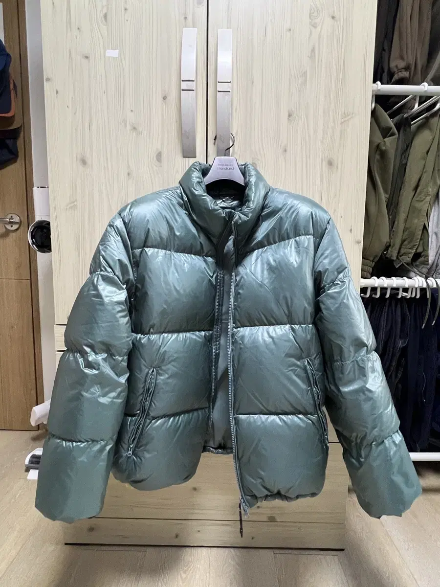 Gentleman's Standard Sport Iron Heat Down Jacket in Gracie bloo L