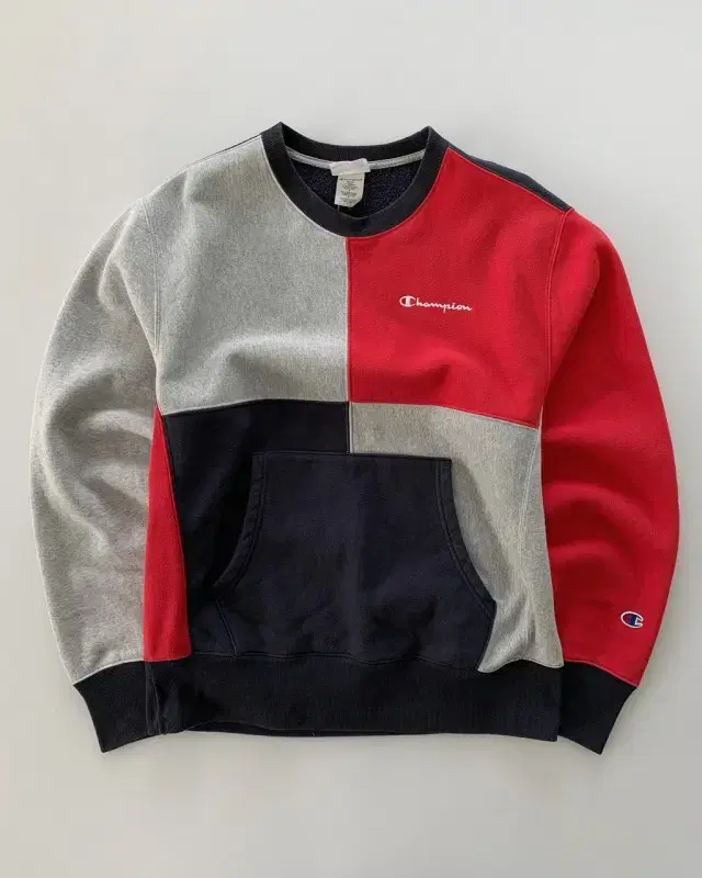 M Champion Reverse Weave Colorblocked Man-to-Man PN1992