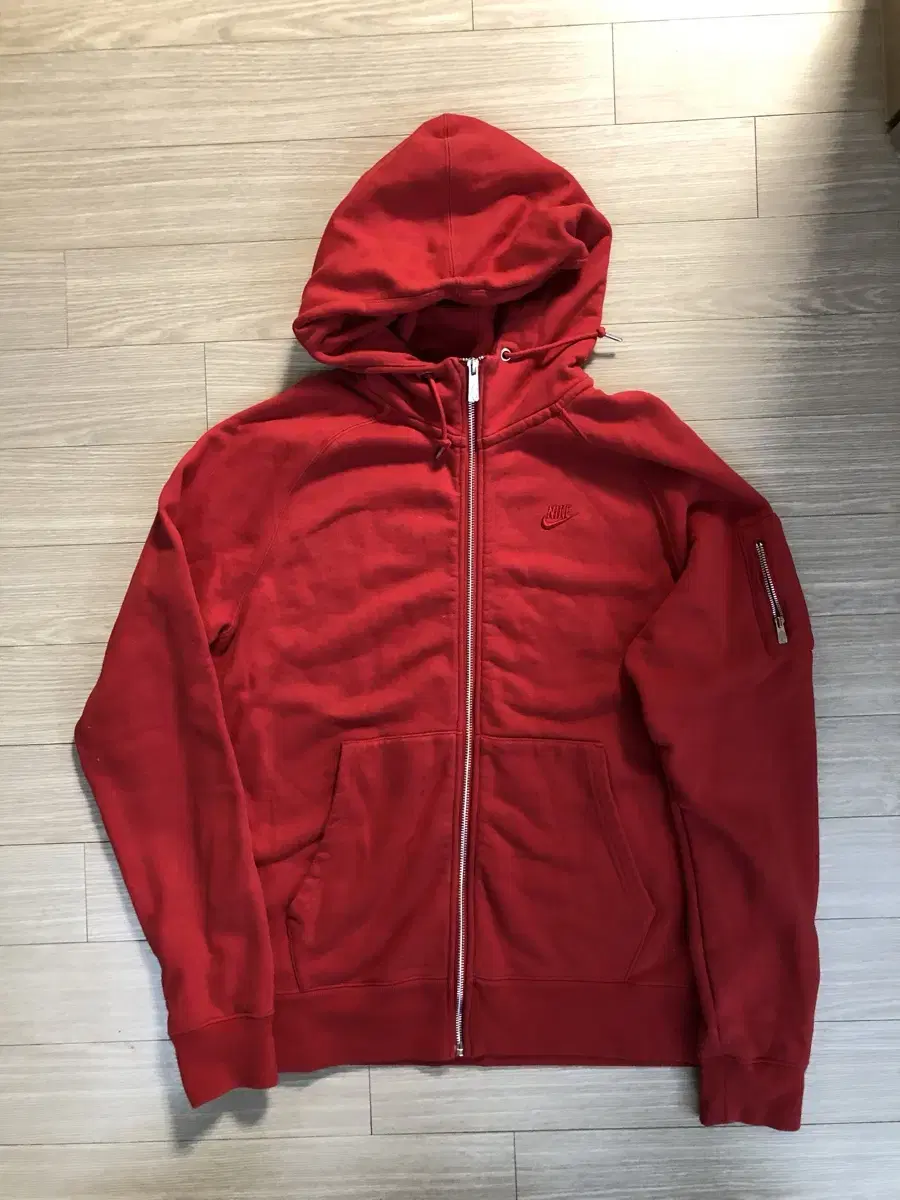 Size L100 Nike Zuri Hoodie Zip Up Genuine Red