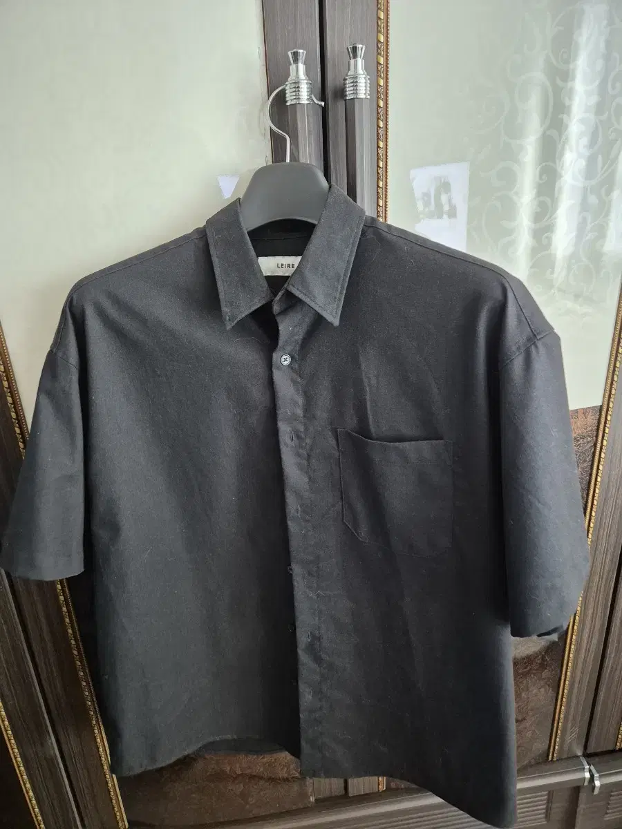 Leaire Short Sleeve Shirt L