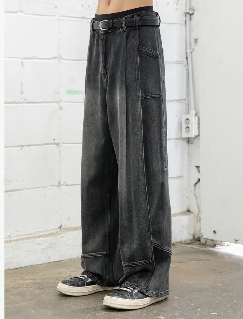 New)Begin Veneta Two-Tuck Wide Denim Pants Size 2