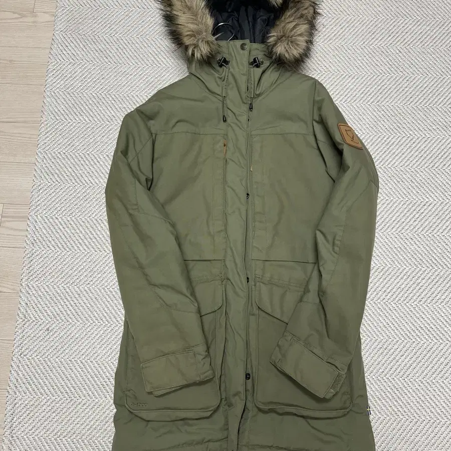 피엘라벤 Fjallraven 바렌츠 파카 야상패딩 여성용 XXS (