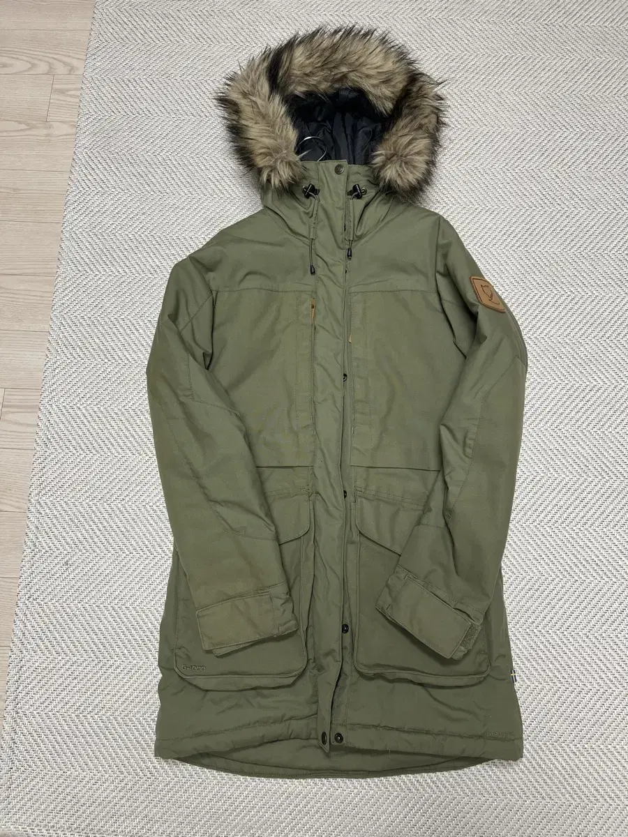 피엘라벤 Fjallraven 바렌츠 파카 야상패딩 여성용 XXS (