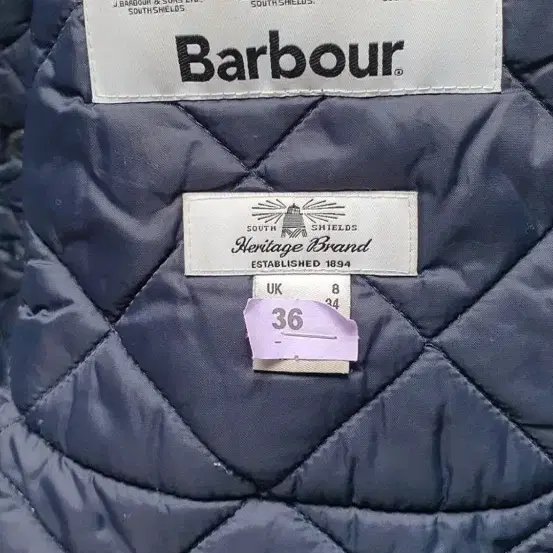 Barbour(여자55~66size)경량패딩