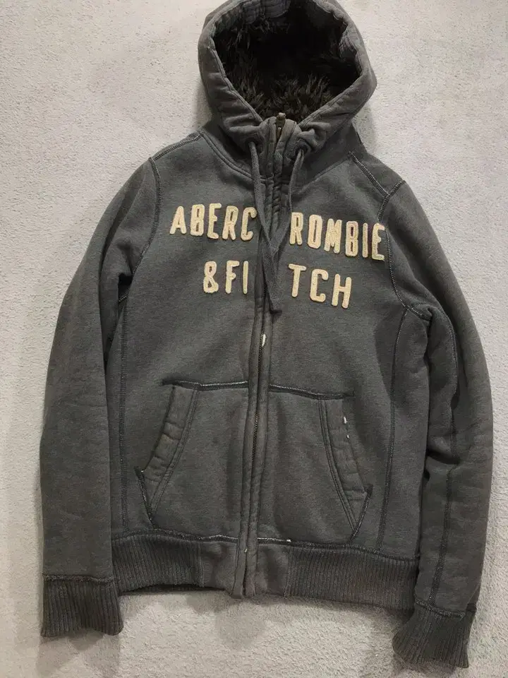 [M]# Abercrombie & Fitch (AF) Vintage Wolfgeoose Hoodie Zip Up