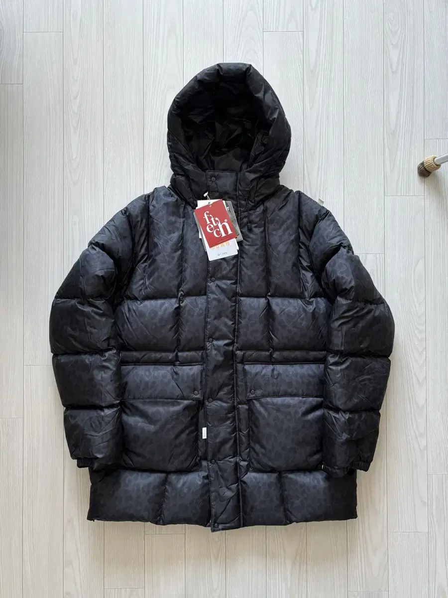 Peach Sundays Goose Challenger Parka L (New)