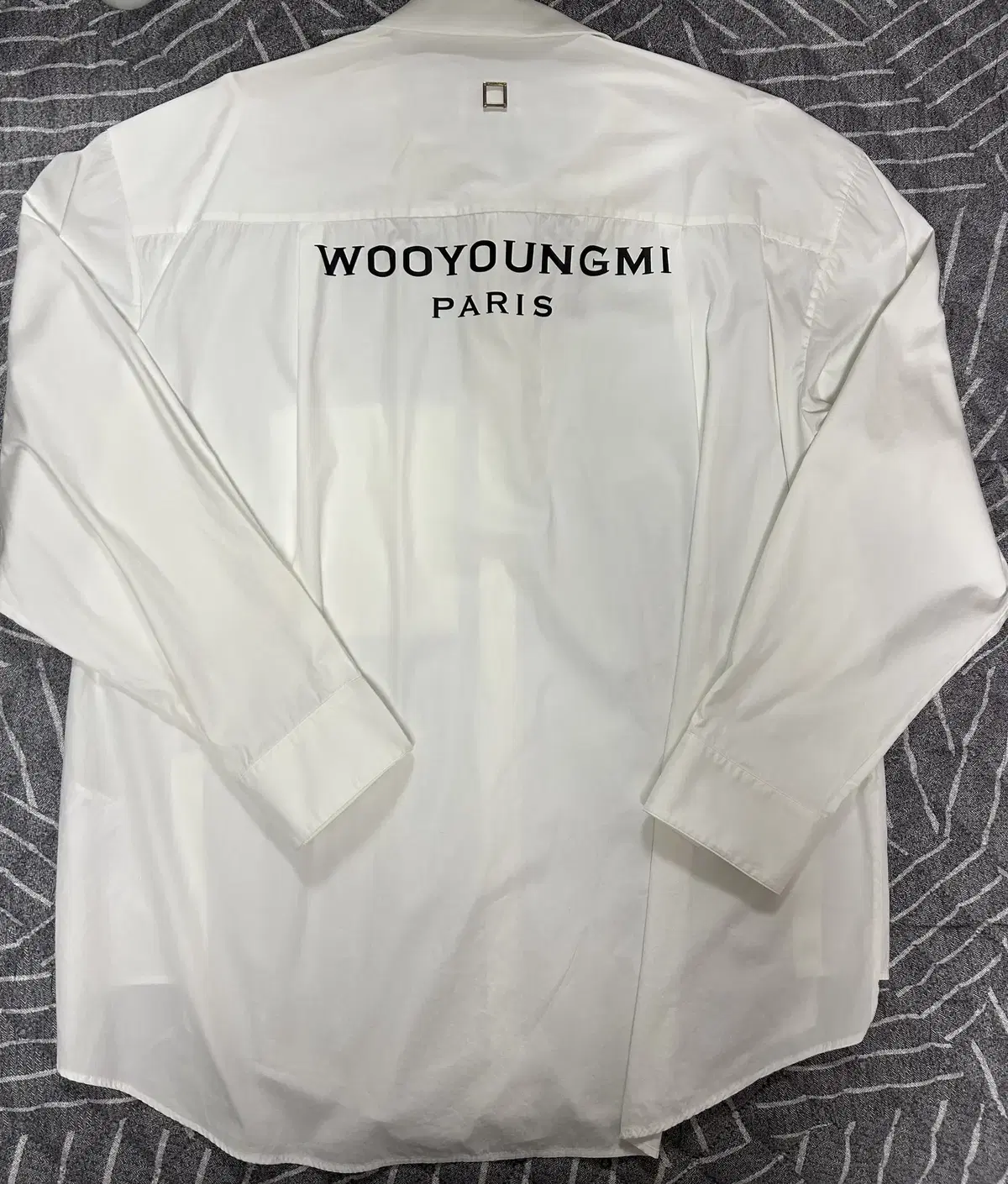 Sells Wooyoungmi Backlogo White Shirt[52].