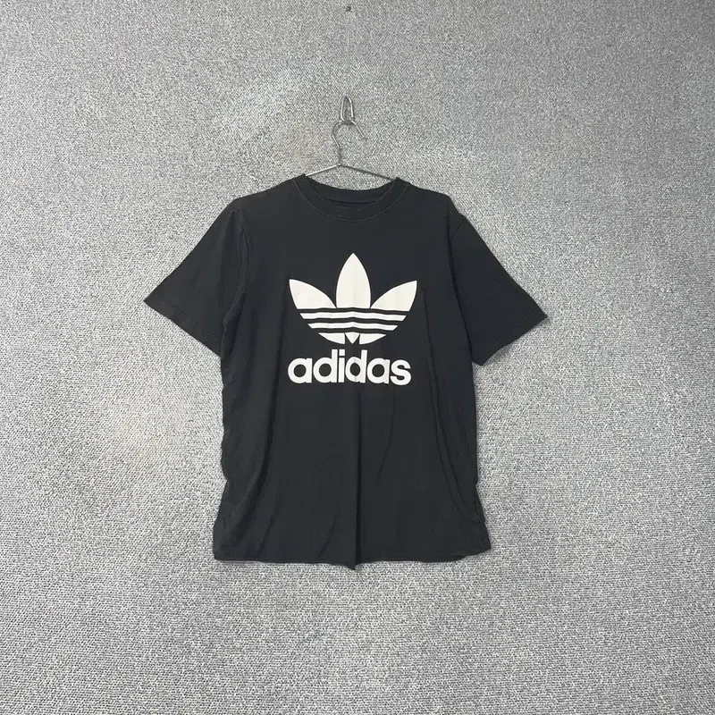 Adidas Blacktab Big Logo Vahn Shorty S