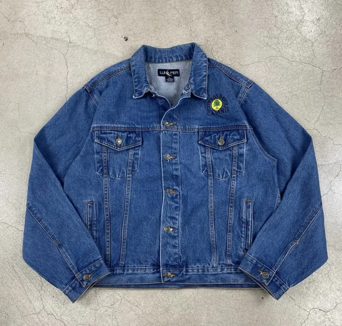 LUNA PIER VTG Denim Jacket (100)