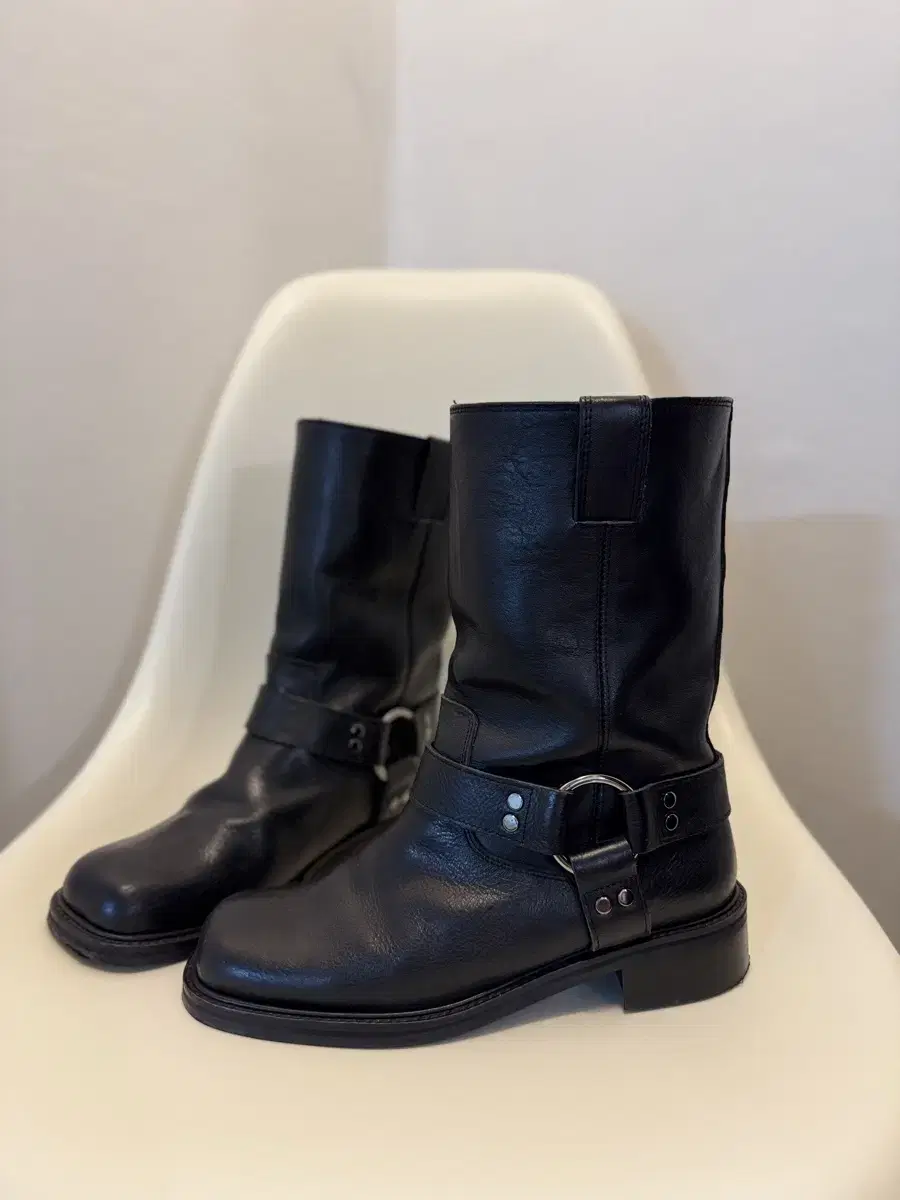 neute (누트) 45mm half boots