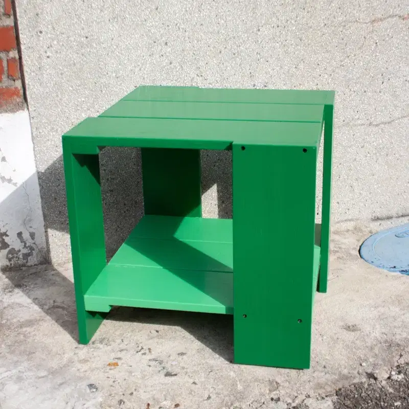 Crate table