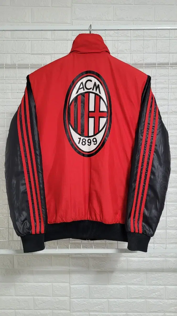 [100]Adidas Captain Reversible Reversible Ac Milan Printed Padded Jumper Jacket L