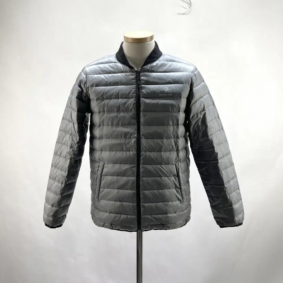 Black Yak Women's Goose Lightweight Puffer Jacket Gray 165 Permanent