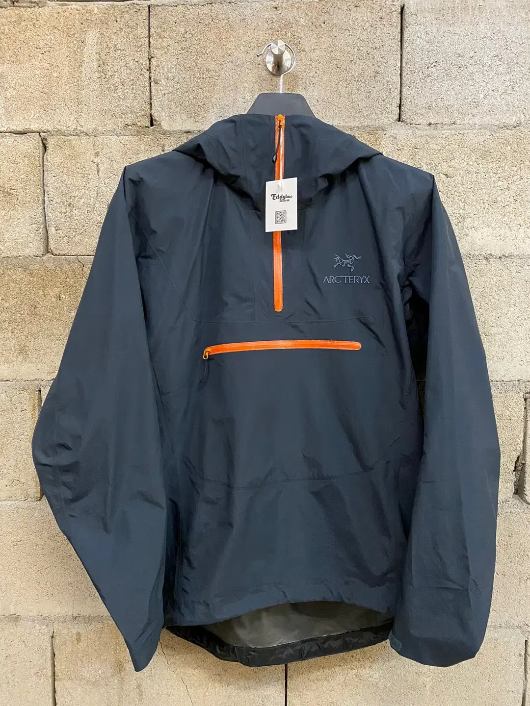 Arctic Alpha SL Anorak Vahn Zip-up Hooded Windbreaker