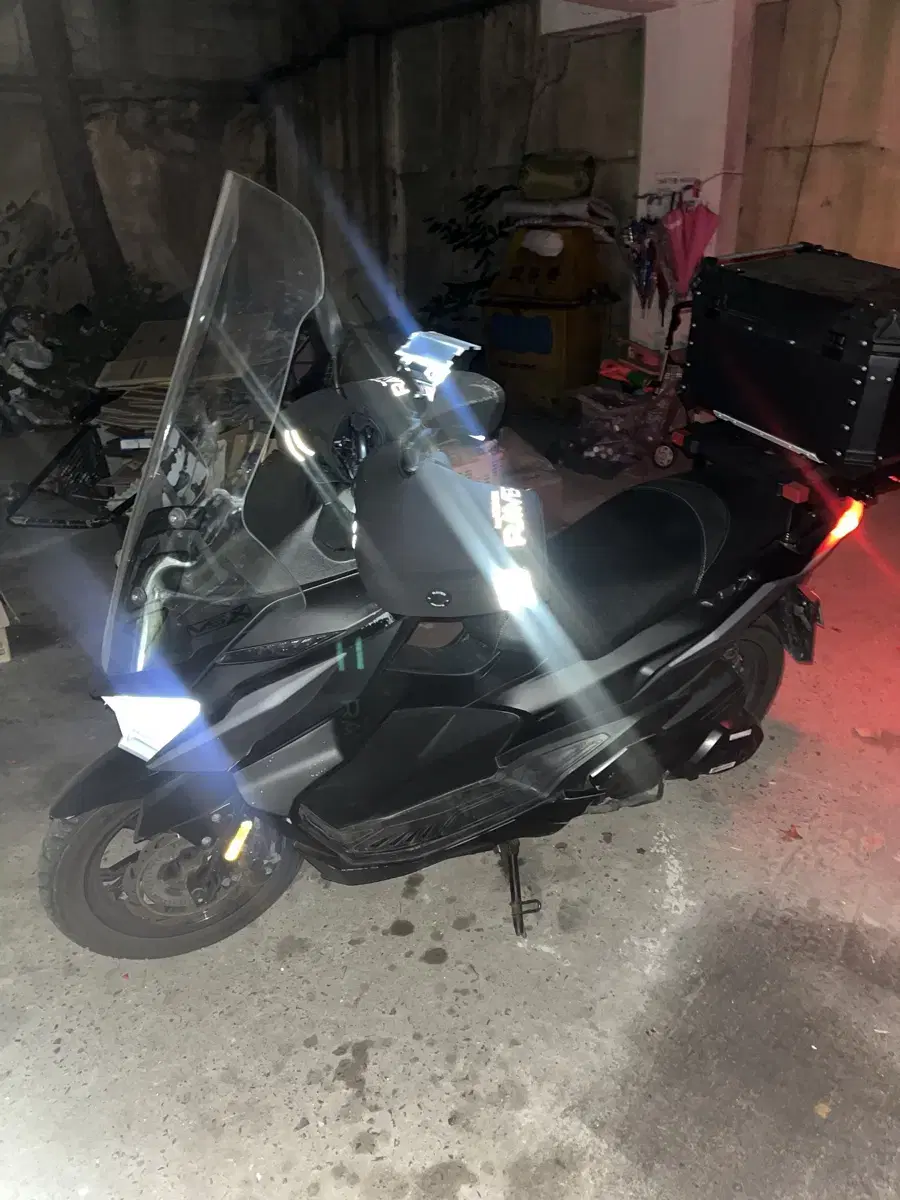 vsx125 abs오토바이 블랙 배달세팅 pcx nmax