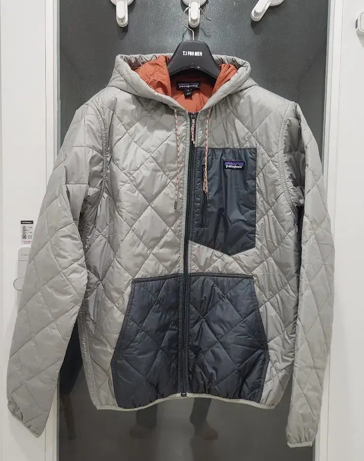 Patagonia Dia Quilted Bomber Hoodie