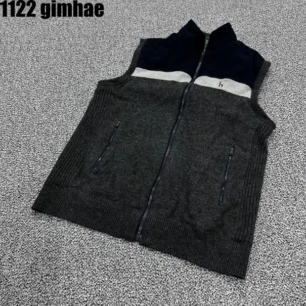 100 Hedges Golf Windproof Vest