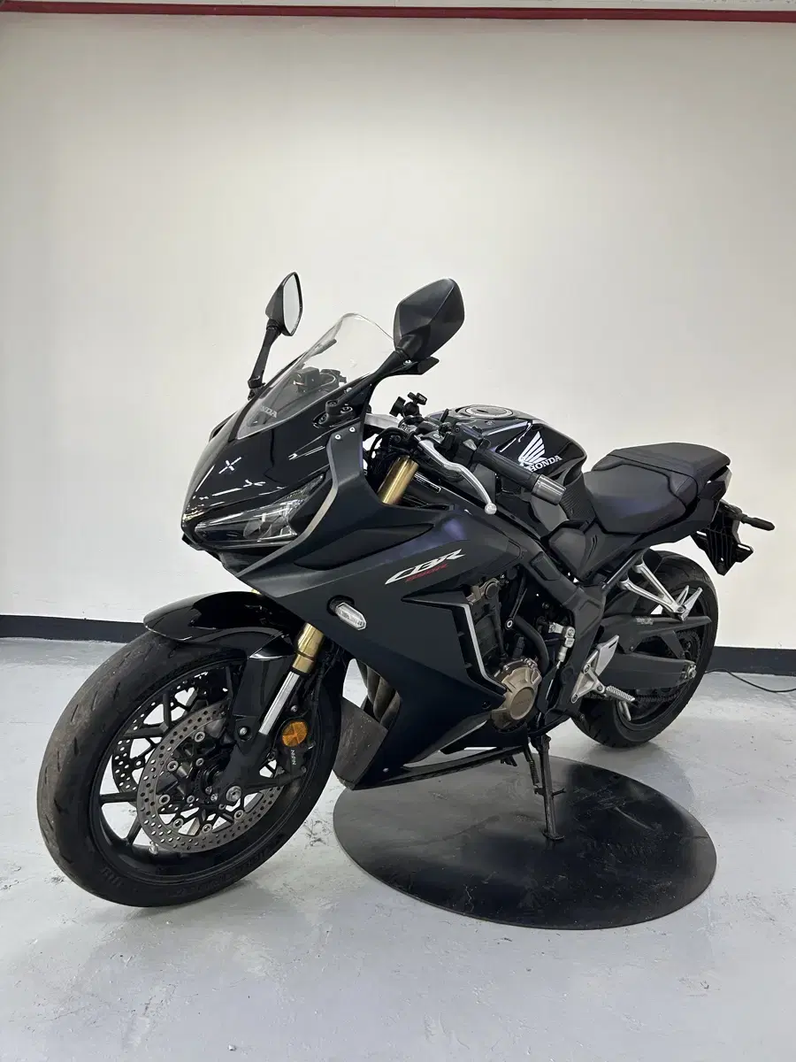 전국최저가 21년식 CBR650R 2만KM 블박 무꿍 무슬립