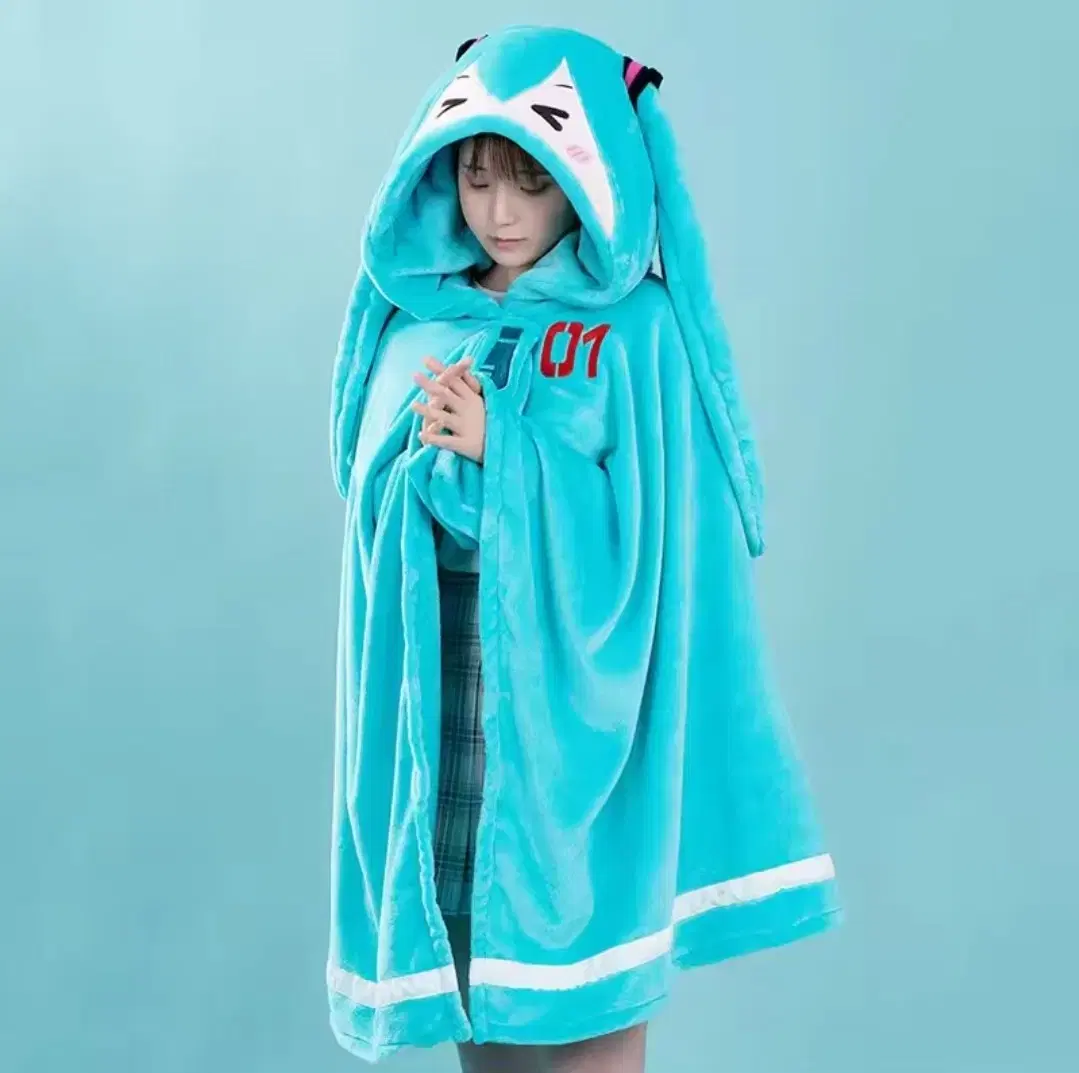 Hatsune Miku Blanket Clothes Cloak (Give a lot by unstanning)