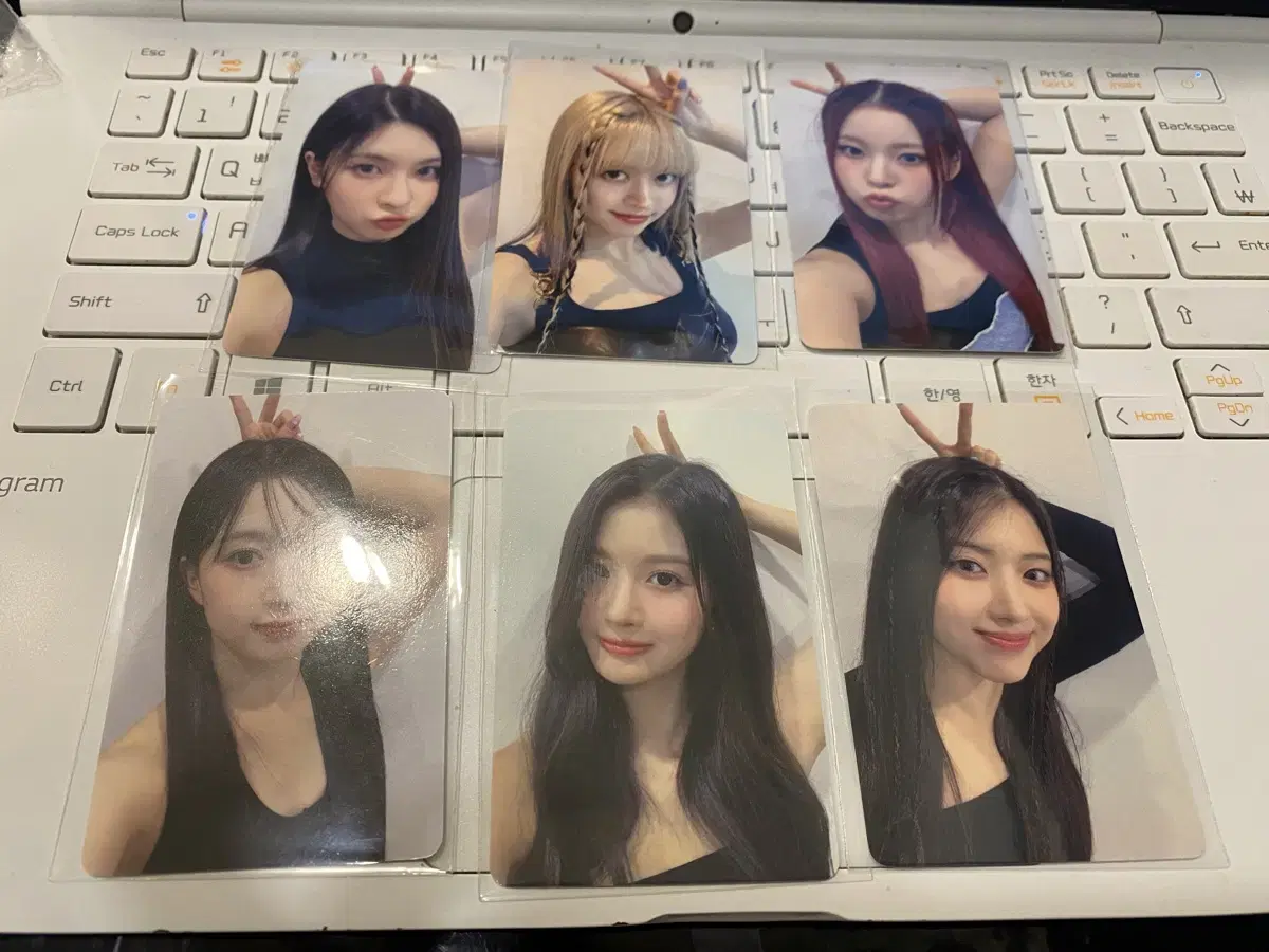 Nmixx Entwerp with muu photocard poka