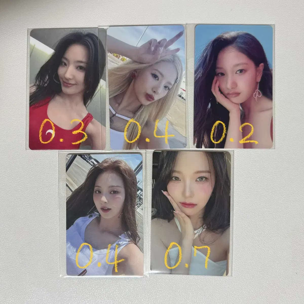 Fromis 9 Supersonic weverse shop unreleased photocard pre-order benefit Photocard