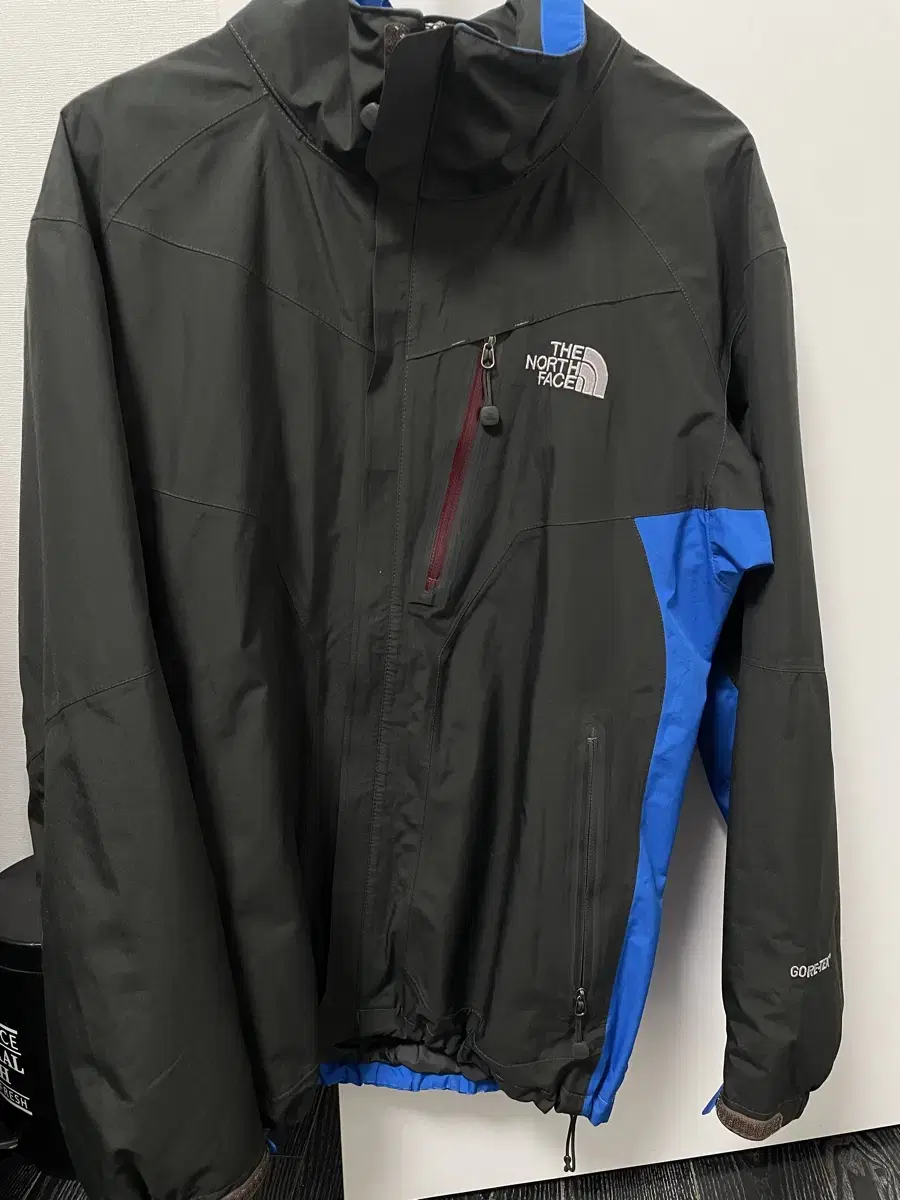 The North Face Windbreaker Vintage