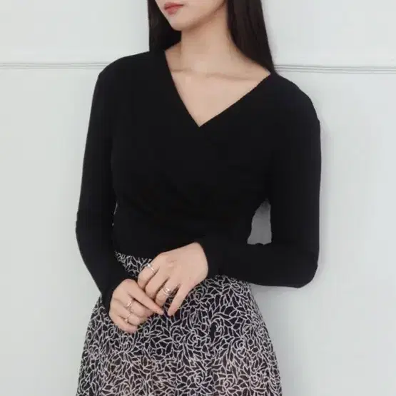 프롬엘로힘 Draping Top