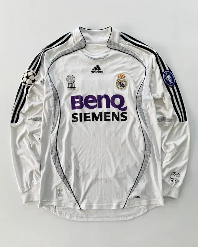 110 Adidas Real Madrid Shirt PN2005